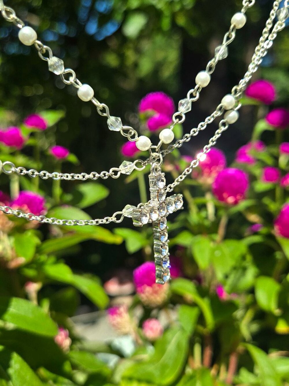 Vintage Y2K Silver Rhinestone Cross Multi Layer Layered 3 Chain Pearl Necklace - Picture 7 of 9